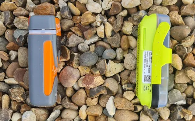 Personal Locator Beacon review: FastFind and ResQLink Compared 17 Fastfind ReturnLink Personal Locator Beacon with RLS compared with ACR ResQLink View Personal Locator Beacon with RLS