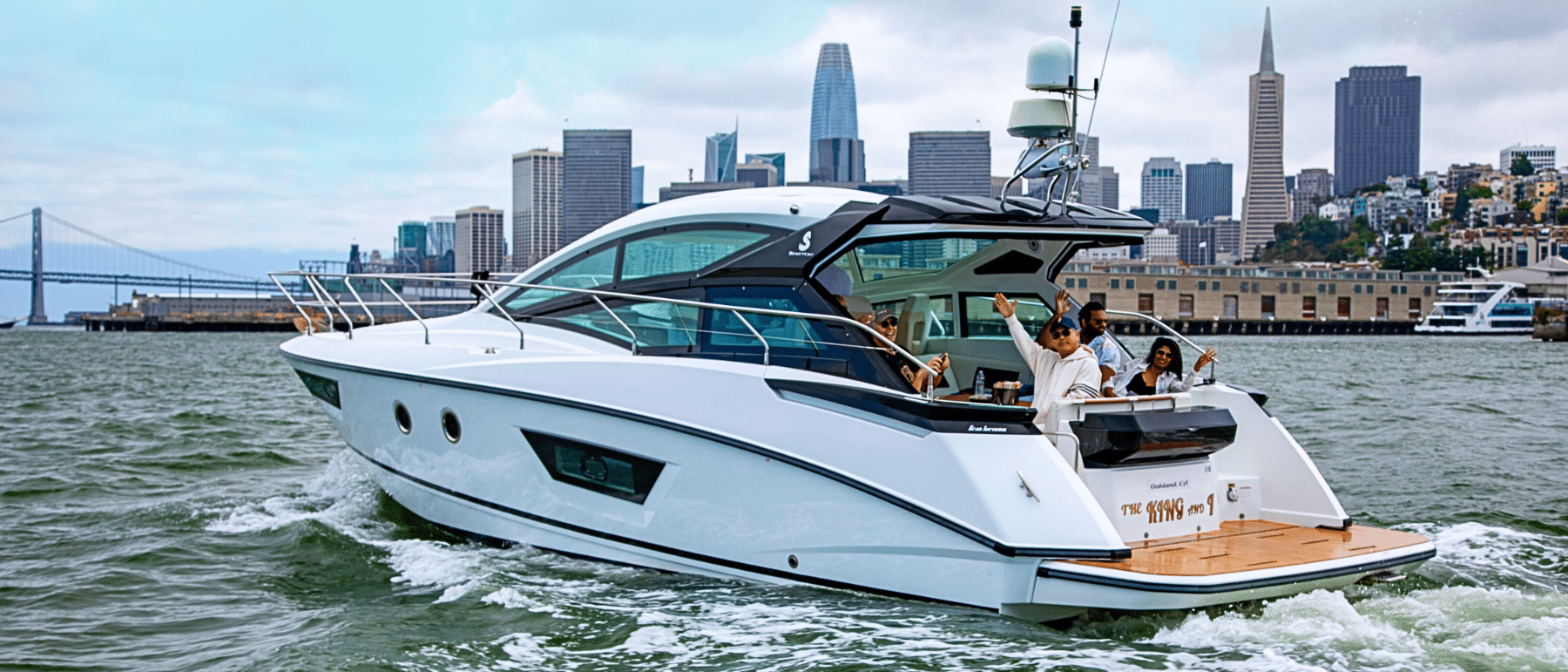 powerboat charter